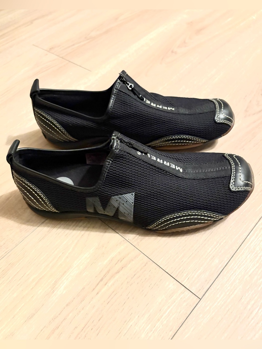 Merrell Women’s Black Slip-On Zipper Sneakers with Gray Accents